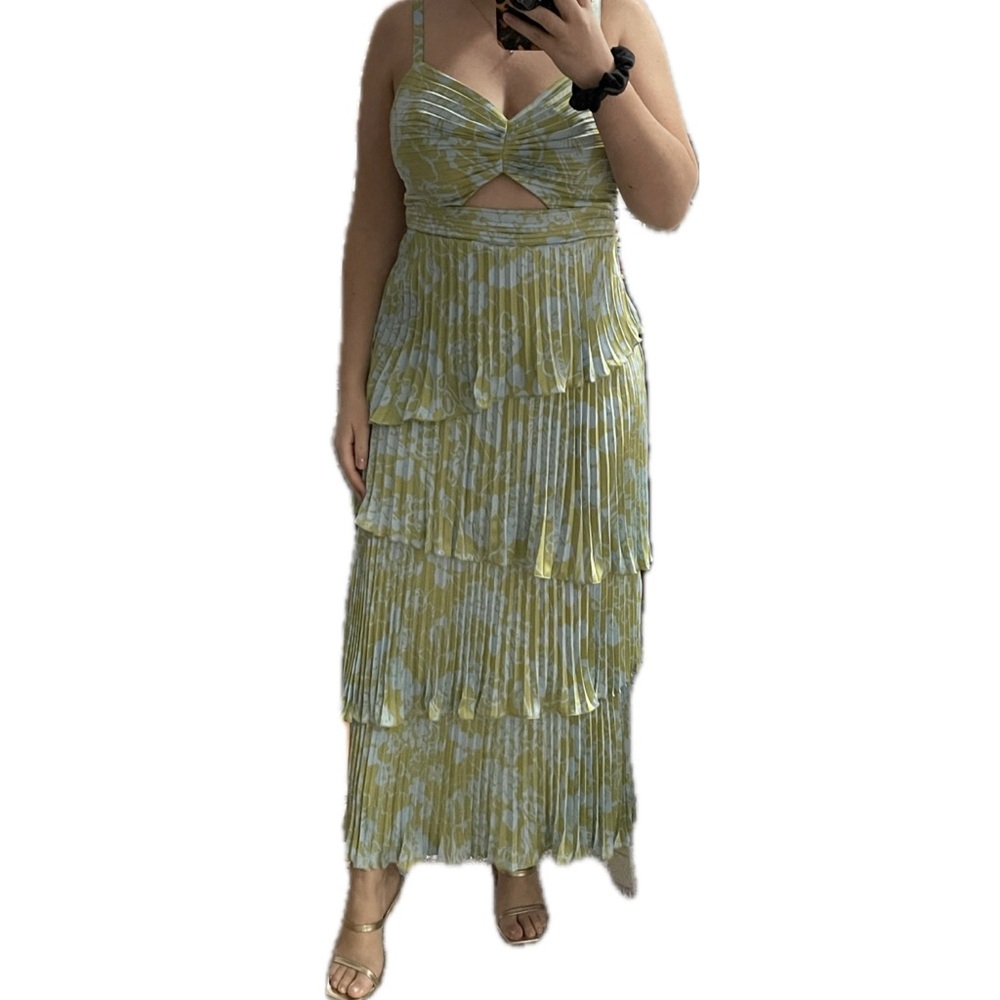 Abercrombie and Fitch Giselle Pleated Tiered Maxi Dress